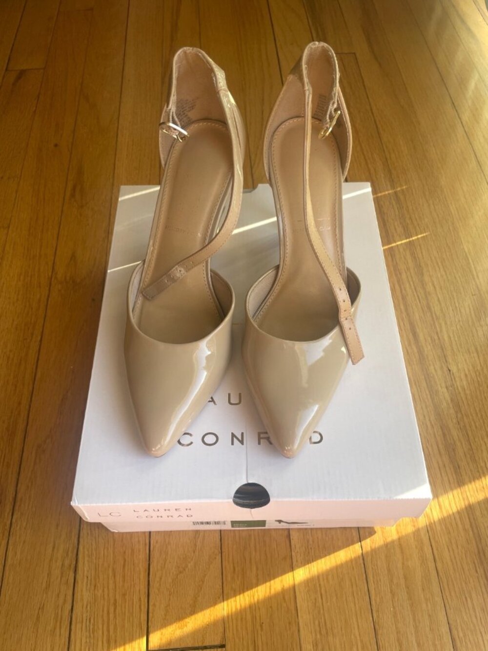 LC Lauren Conrad Enzya Women's Ankle Strap Dress Pumps heels / Beige / Size: 8